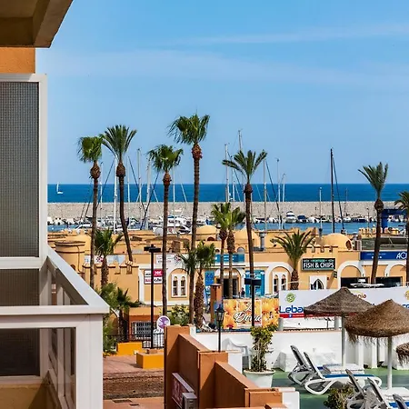Private Pyr By The Promenade - Shared Pool Available Apartament *